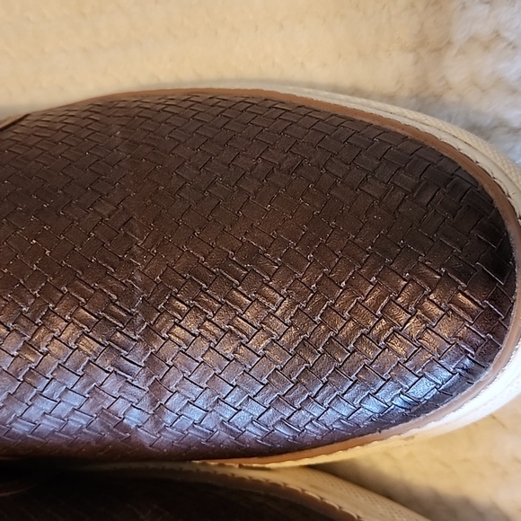 VAN HEUSEN MEN'S SHOES BROWN SIZE 13 SLIP ,PRE-OWNED - Picture 2 of 8